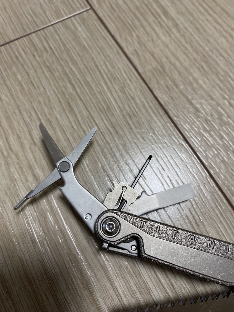 Leatherman Charge + TTi