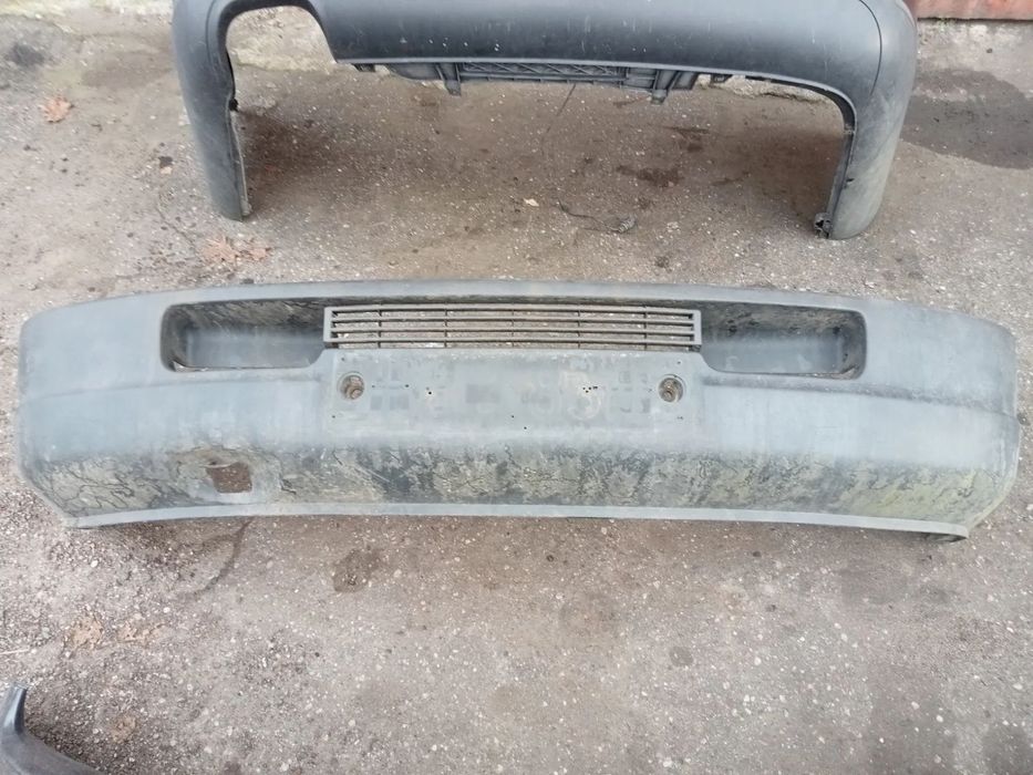 ZDERZAK PRZÓD LT 35