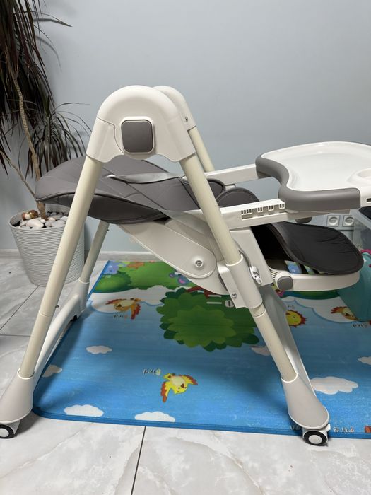Стільчик для годування Bambinelli FG431
