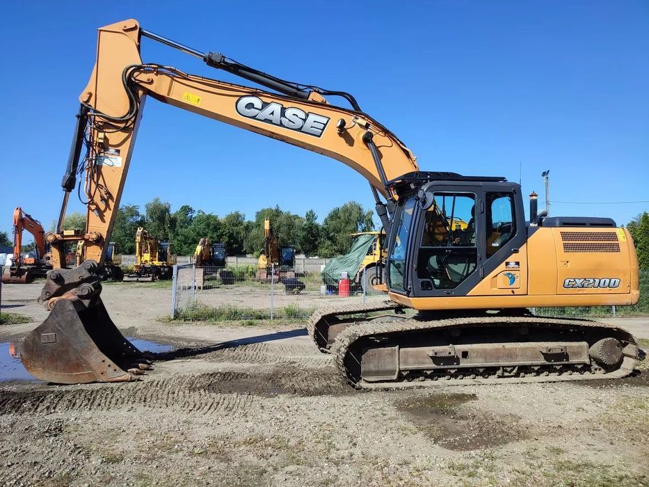 Case CX 210 D  Cena netto: 245 000 PLN