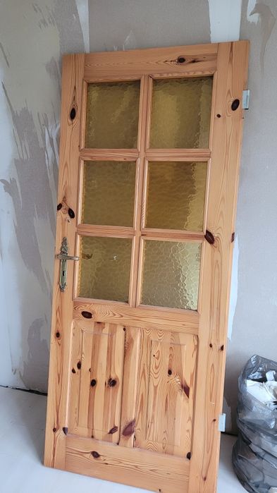 Drzwi wewnętrzne z futryna