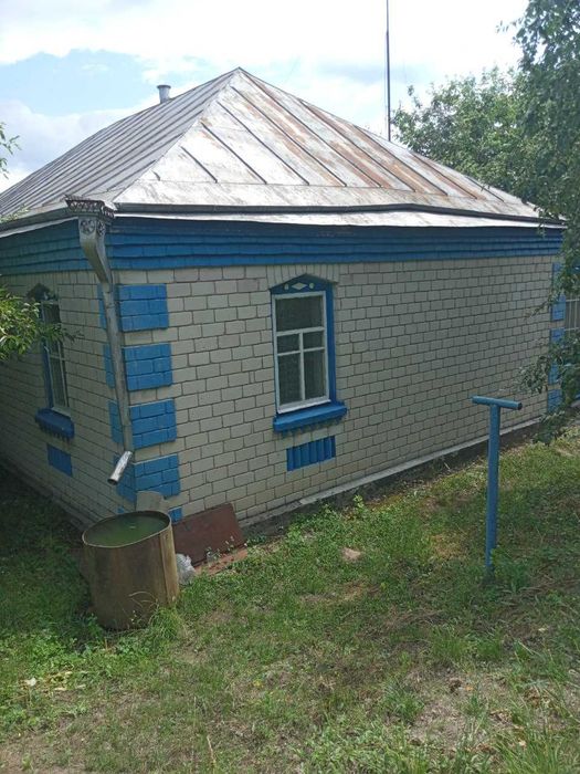 Продається хата в с. Литвинець