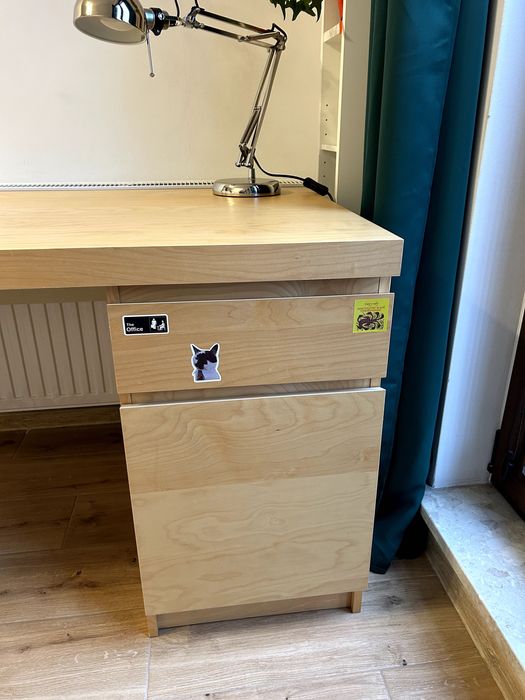 IKEA MALM – Biurko, dąb jasny, dobry stan