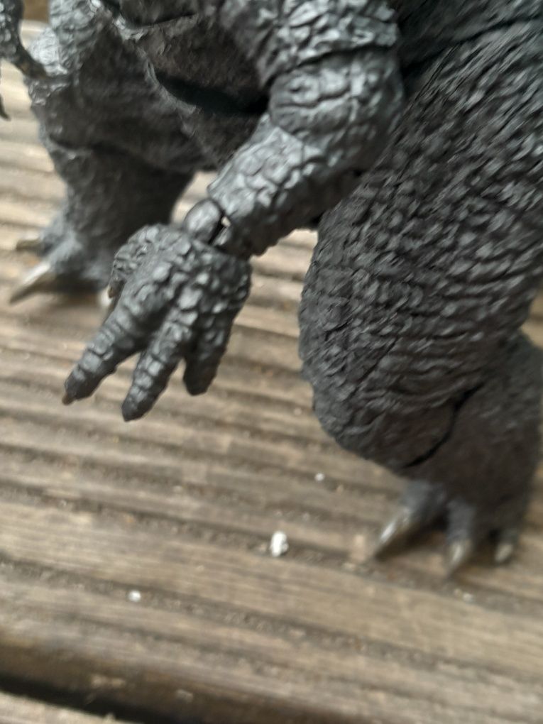 Figurka S.H. Monsterarts Godzilla 2024 OPAKOWANIE USZKODZONE