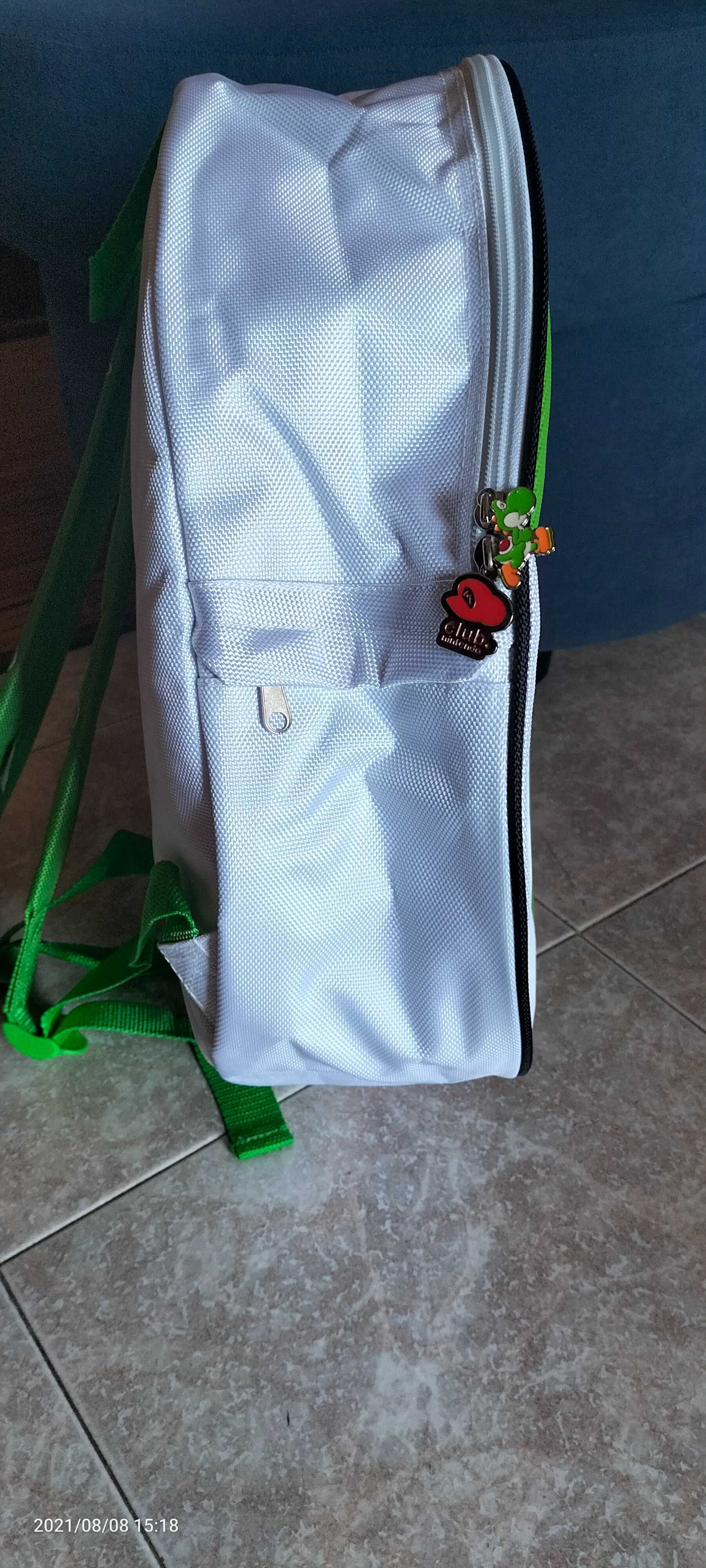 Yoshi da Nintendo mochila