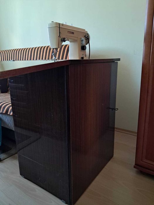 Maszyna do szycia Łucznik Predom 413