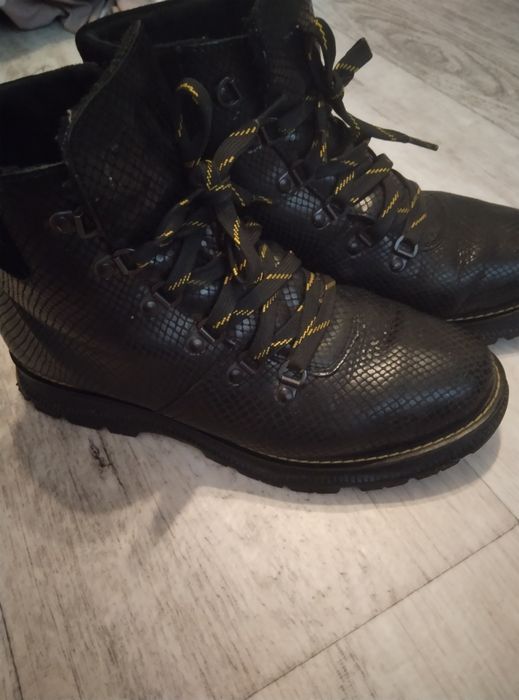 Шкіряні черевики, ботинки