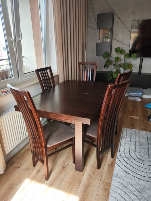 Stół z 5 krzesłami drewniany solidny rozkładany