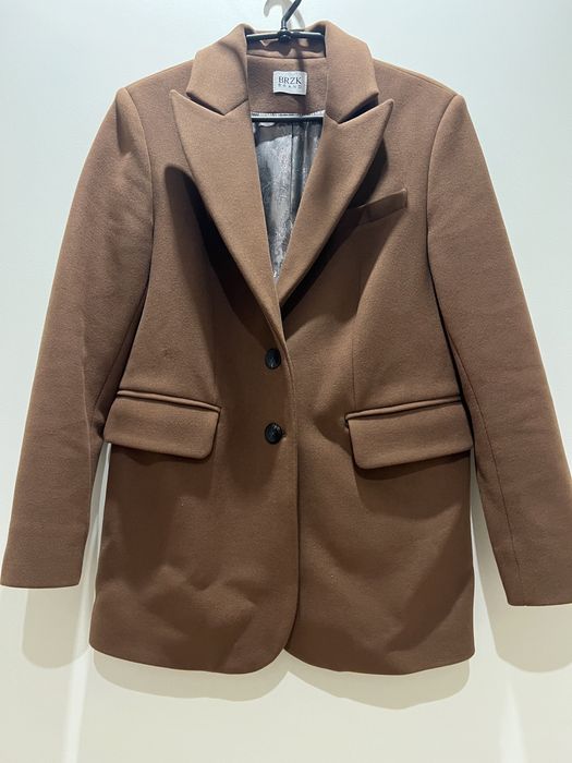 Коричневе шоколадне пальто піджак розмір С