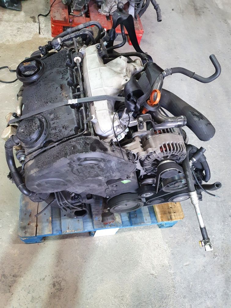 Motor audi a4 2.0tdi 140cv BLB