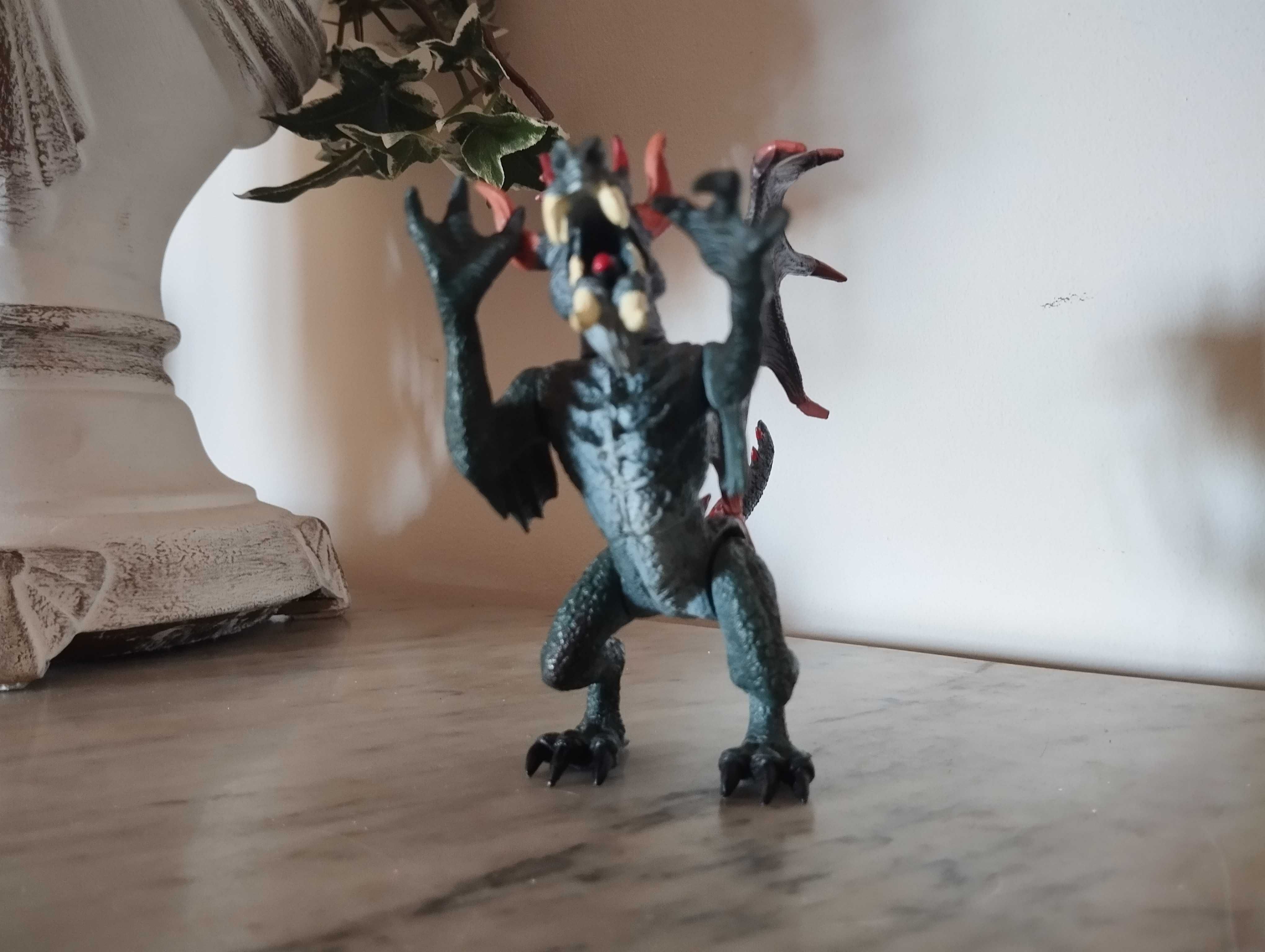 Dinossauros de brinquedo.