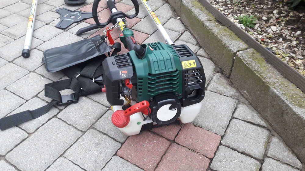 Mocna Kosa Spalinowa 4w1 Szpula / Tarcza / Piła / Nożyce PARKSIDE FV