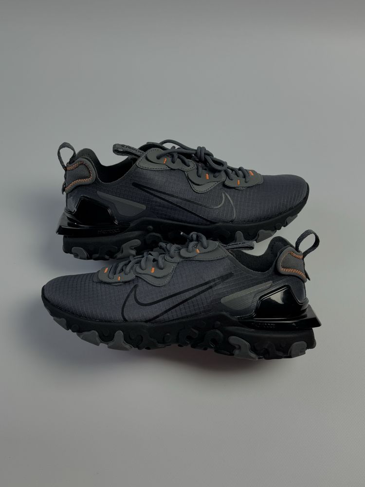 Кросівки Nike React