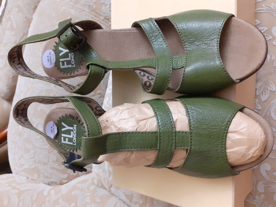 Босоножки Fly London 39размер Новые