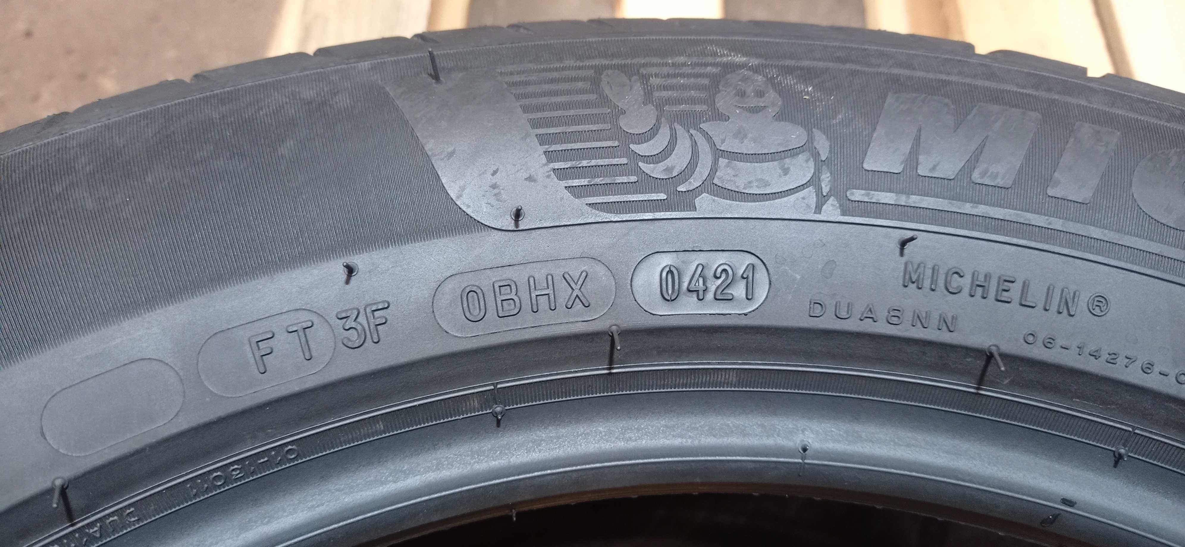 Opona letnia Michelin 215/55r17