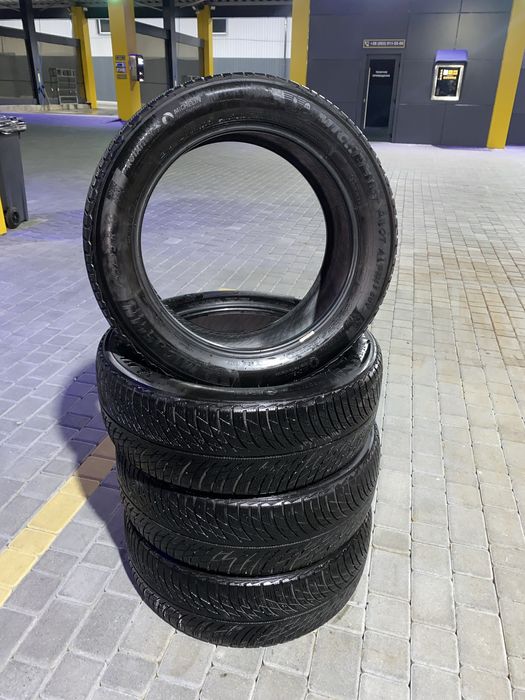 Резина зимняя 235 55 R19 Michelin