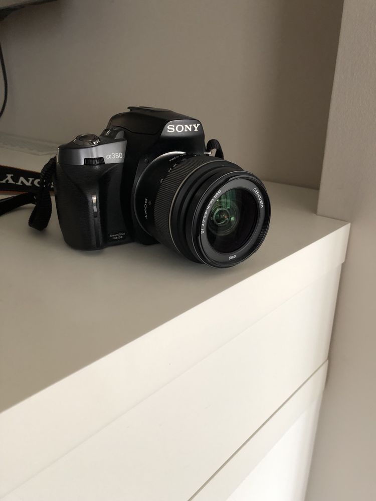 Фотоаппарат Sony Alpha DSLR-A380 Kit 18-55