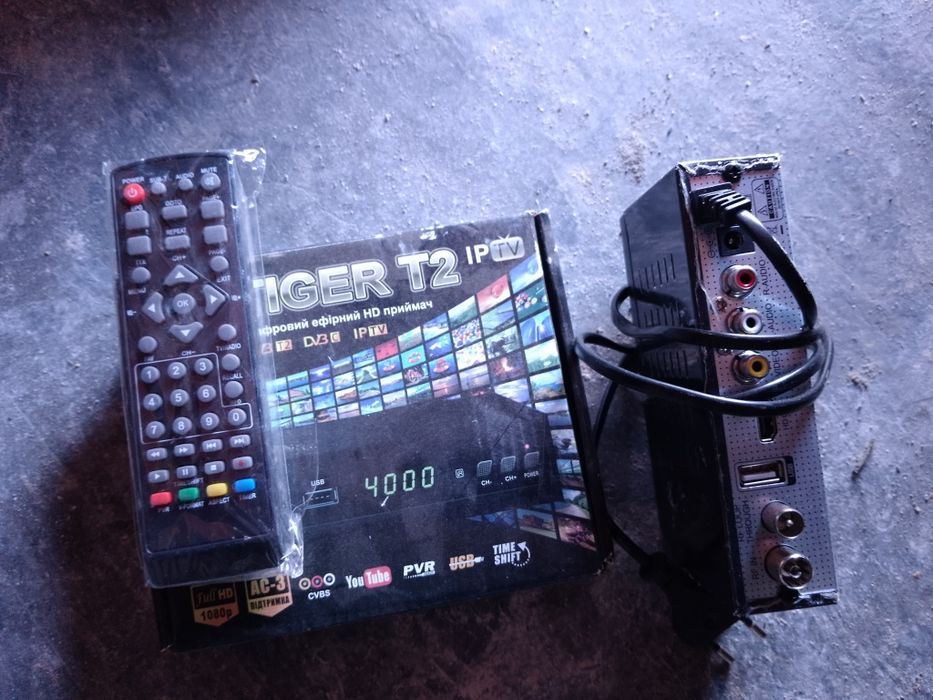 цифровий тюнер TIGER T2 IPTV для просмотра цифрового телевидения Т2