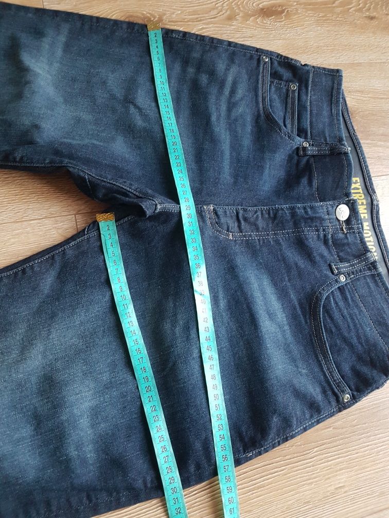 W33 L30 L Lee Extreme Motion straight fit męskie spodnie dżinsy jeansy