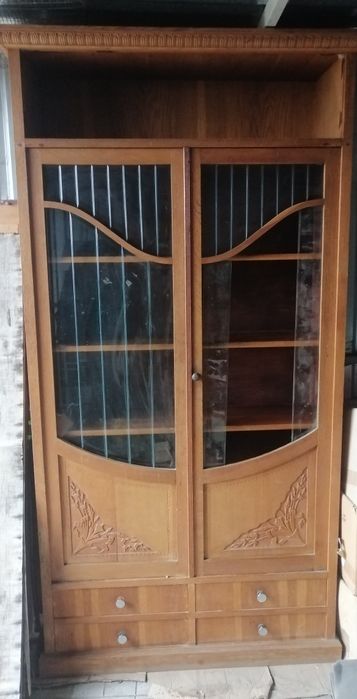 Шкаф книжный дубовый