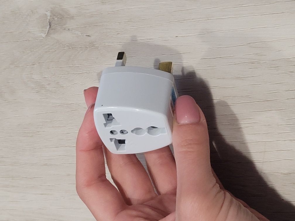 Przejściówka adapter wtyczka do kontaktu UK na eu