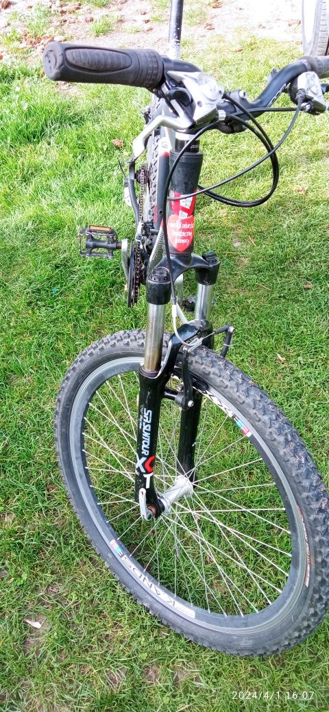 Rower MTB Kands rama 19" koła 26" osprzęt Shimano.