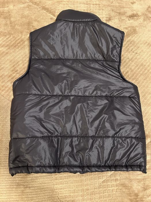 Colete preto sem bolcos