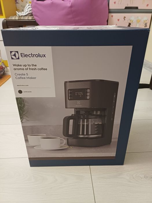 Кавомашина. Кавоварка крапельна Electrolux E5CM1-6AN Graphite