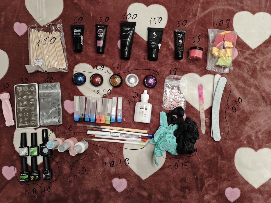 Всё для маникюра по скидке б\у