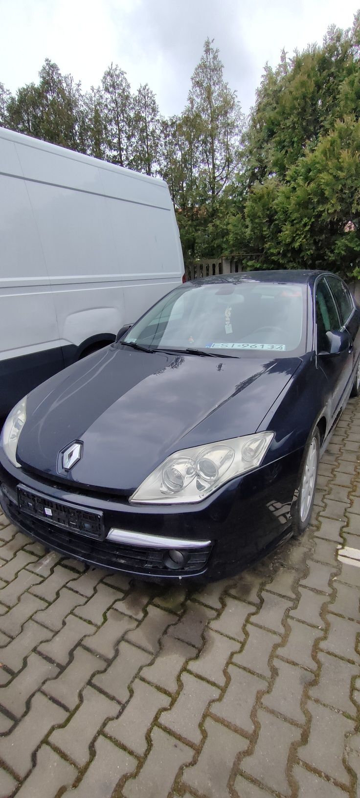 Sprzedam Renault Laguna3 uszkodzona