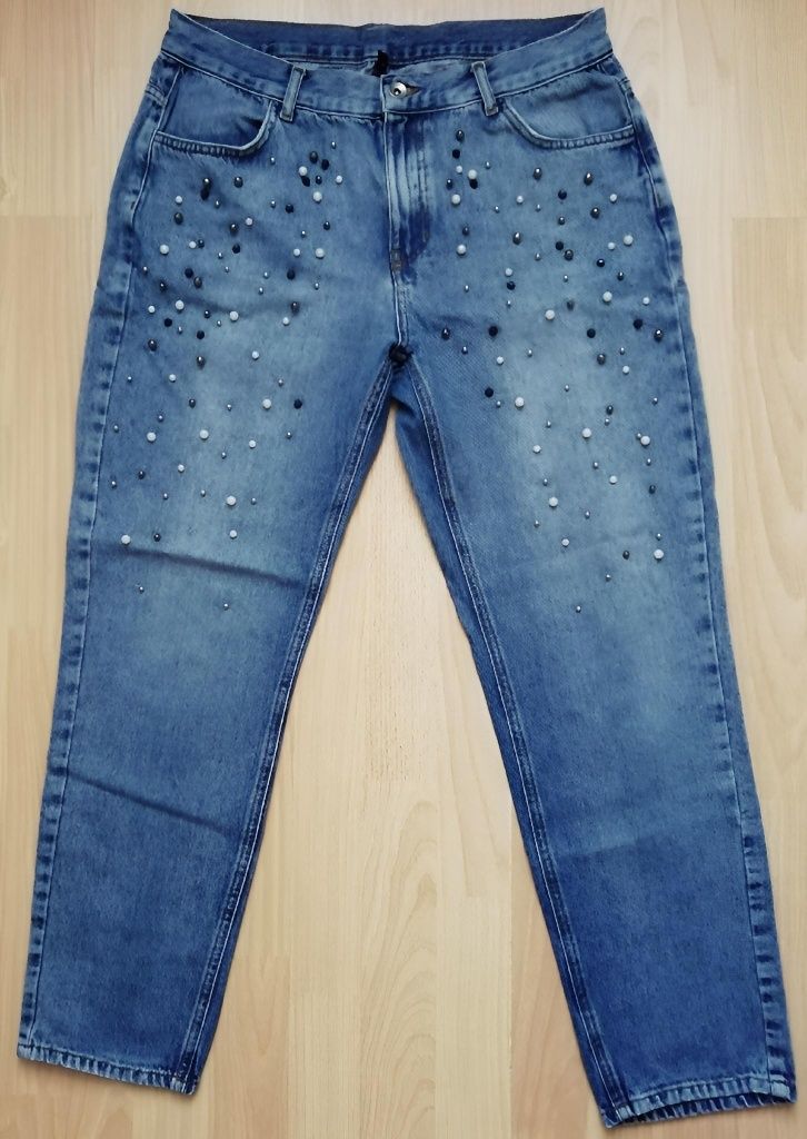 Стильні джинси зі стразами
