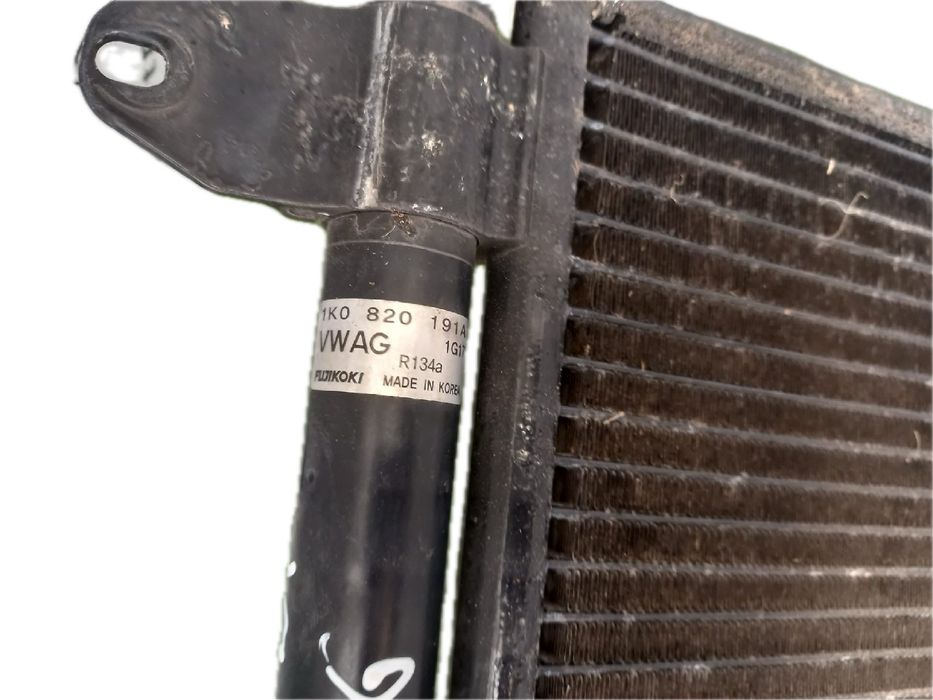 Radiador do intercooler VOLKSWAGEN Golf V (1K1)