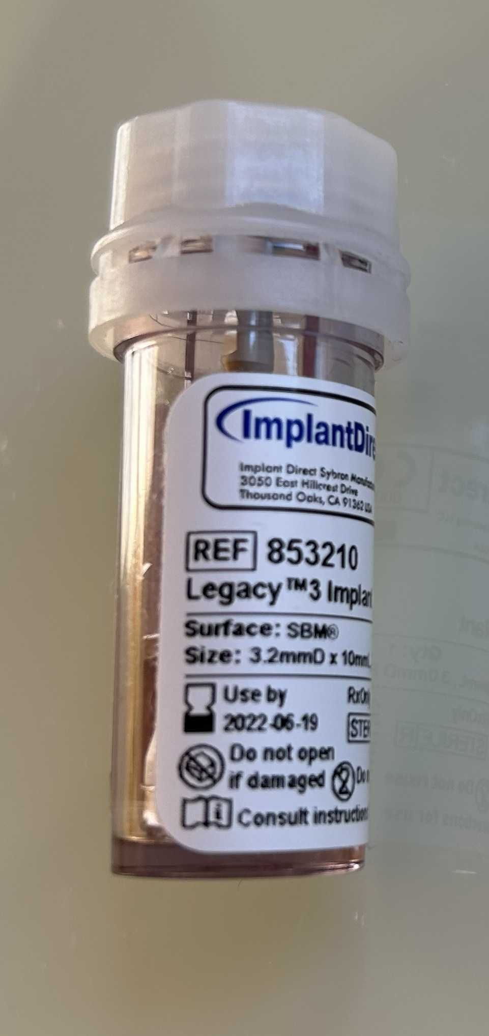 Implant 3,0 mm D 10 mm L
