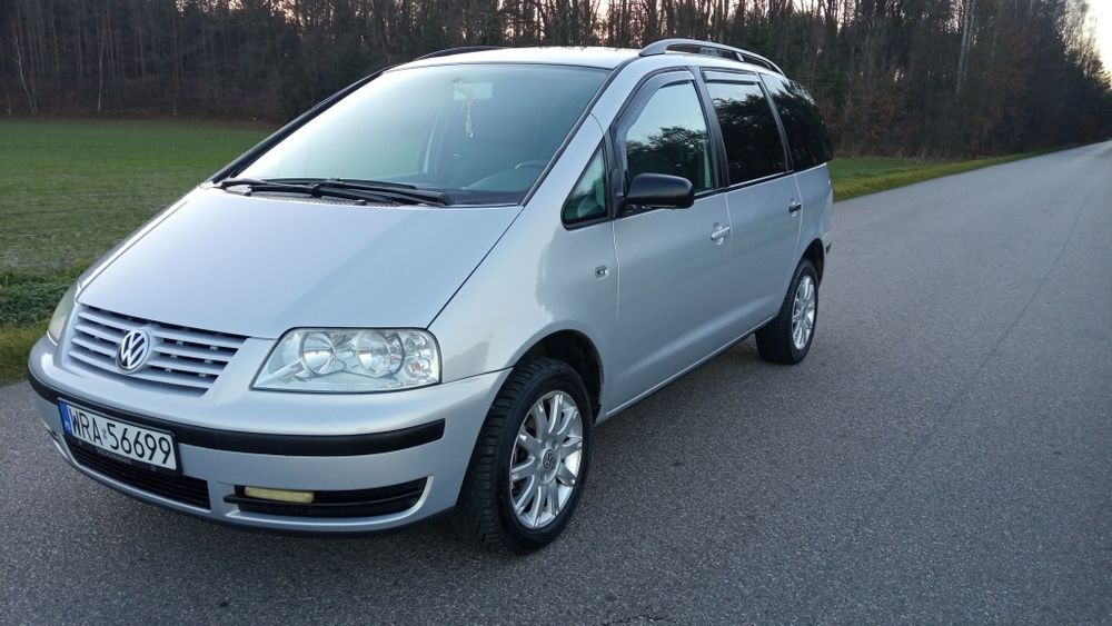 VW Sharan 1.9 TDI Stan tech.i wizualny bardzo dobry i zadbany .