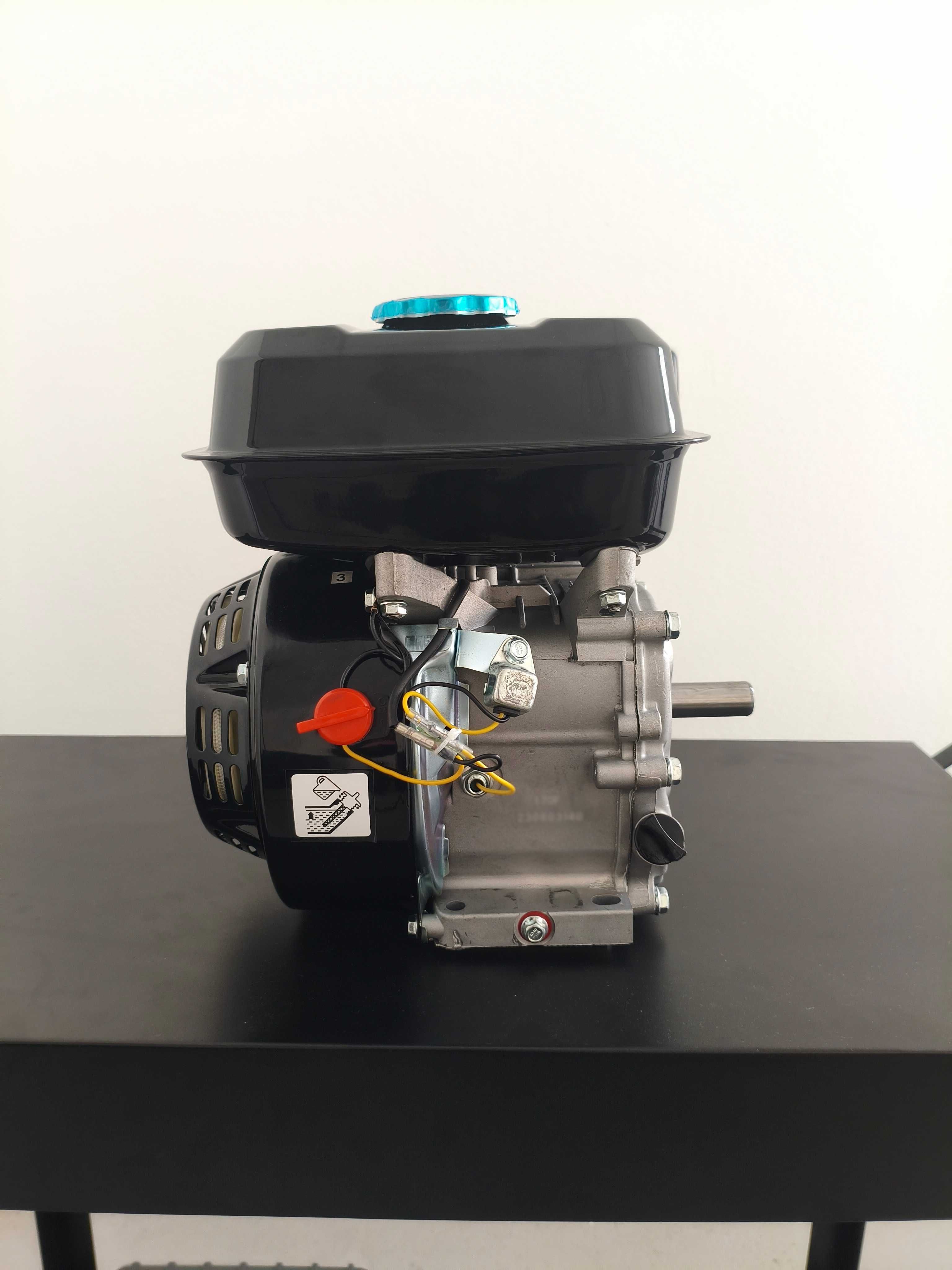 Motores 7.5cv 212cc 4 Tempos karting *em stock* (em preto)