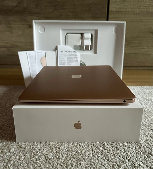 Macbook Air M1 Gold (відмінний стан)