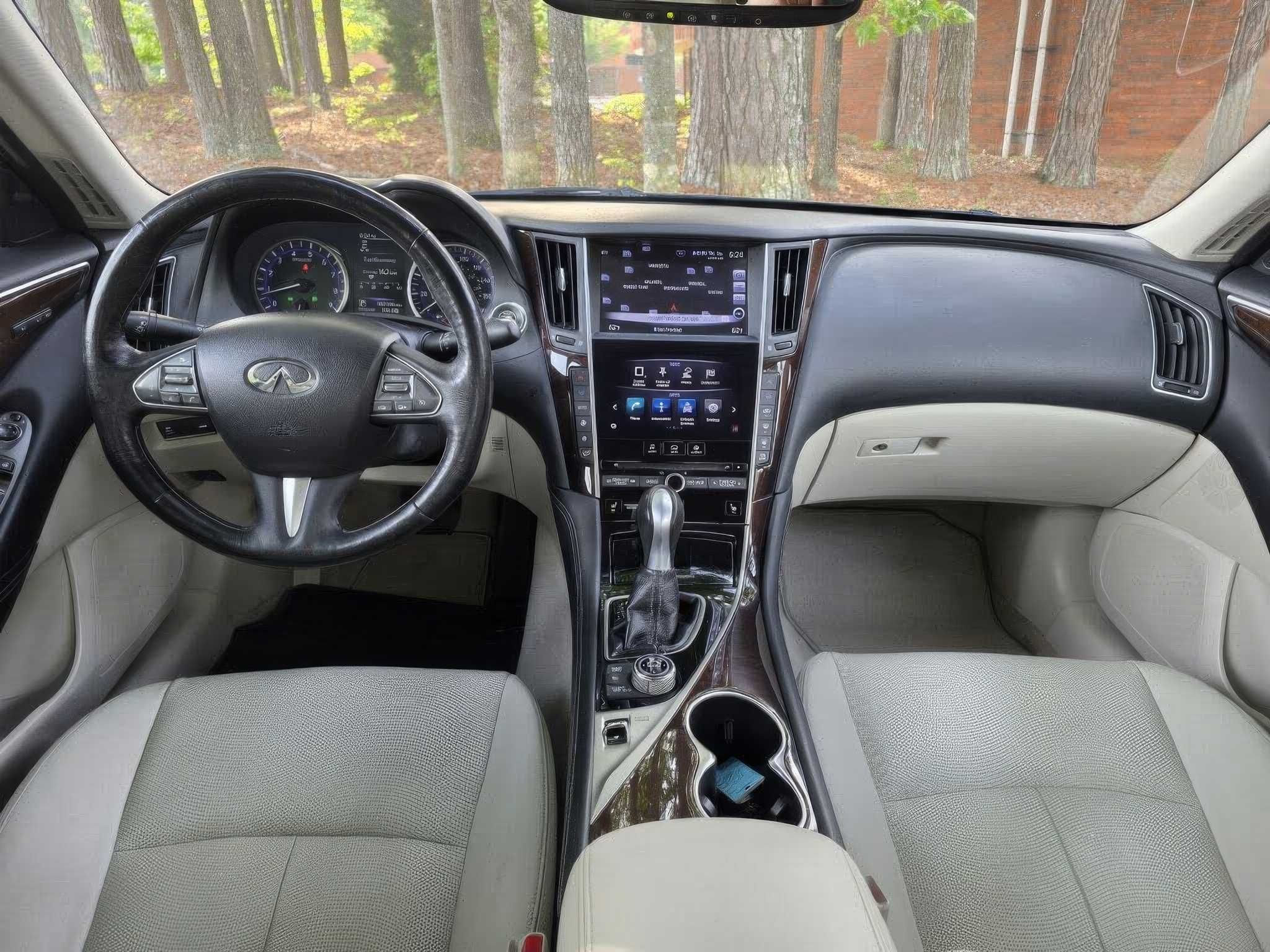 2016 INFINITI Q50 3.0t Premium RWD
