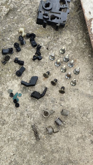 Замок дверей ремонт задніх правих Scudo Jumpy expert Скудо джампі експ