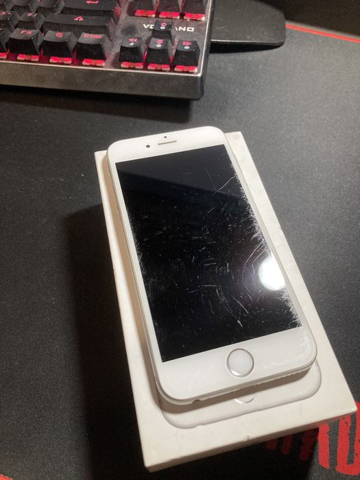IPhone 6s srebrny