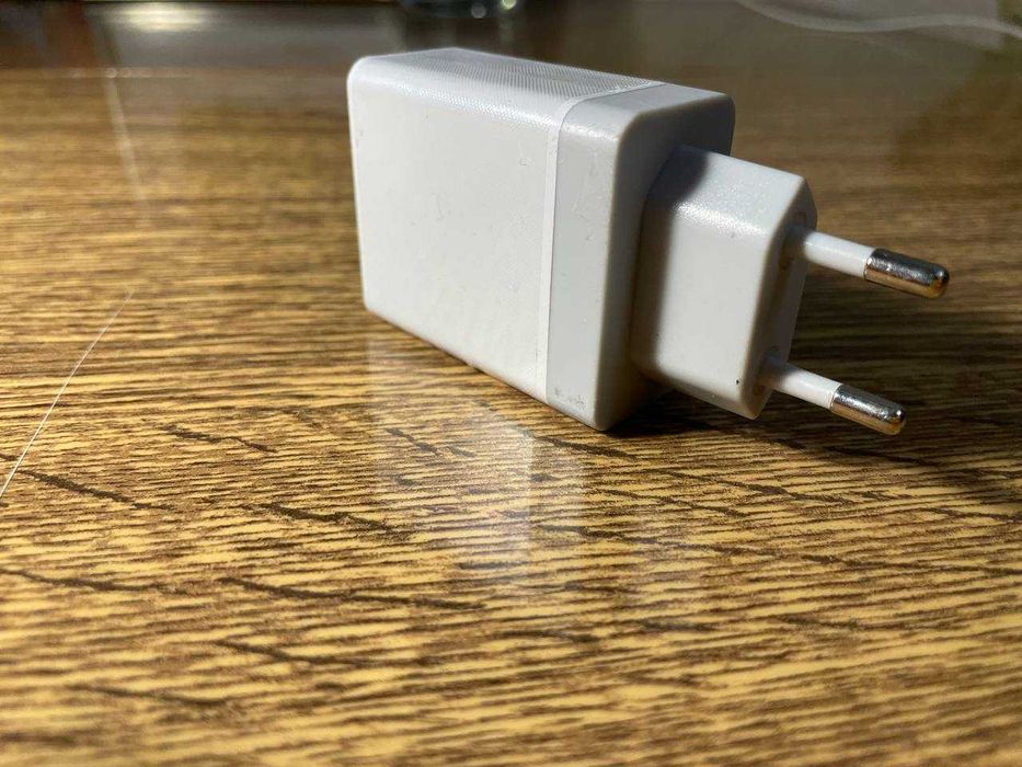 Швидкий зарядний пристрій HNT-QC40W 33W Quick Charge 3.0 USB Adapter