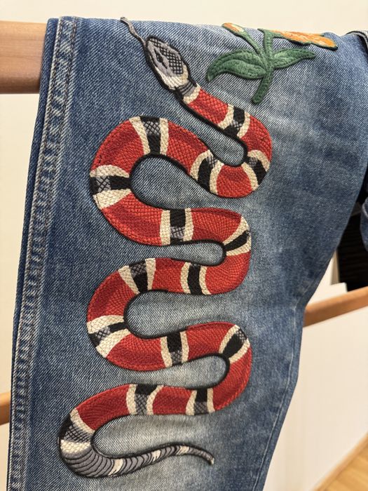 Синие джинсы Gucci оригинал со змеиной нашивкой