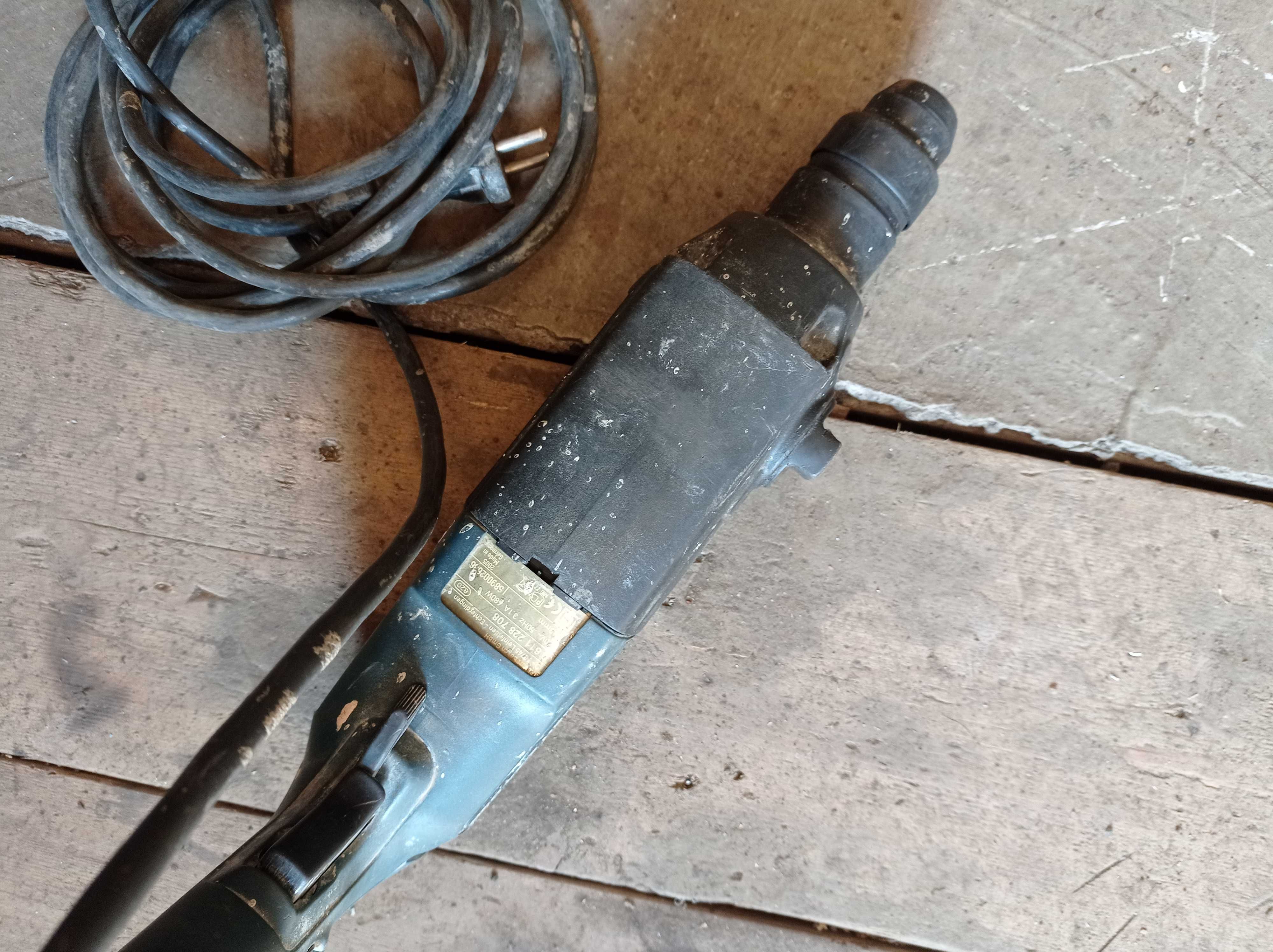 продам перфоратор Bosch 2-24