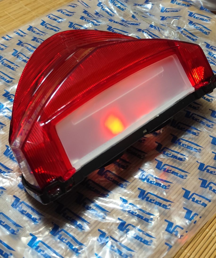 Farolim / Farol Traseiro CBR 929 RR
