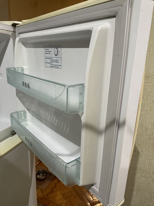 Холодильник Samsung,  суха заморозка No Frost