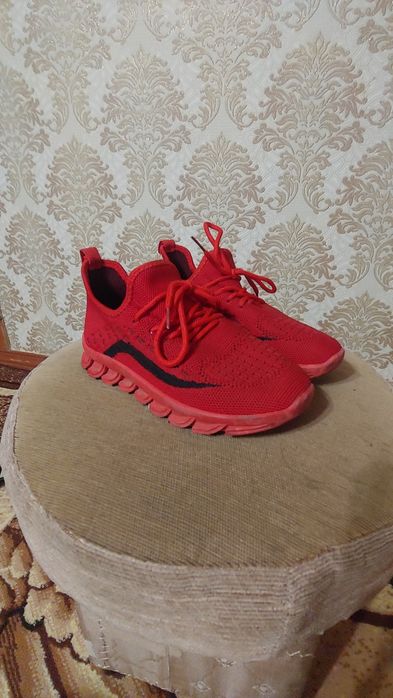 Спортивне взуття,бутци,кеди,футзалу,кросівки.Дитячі.