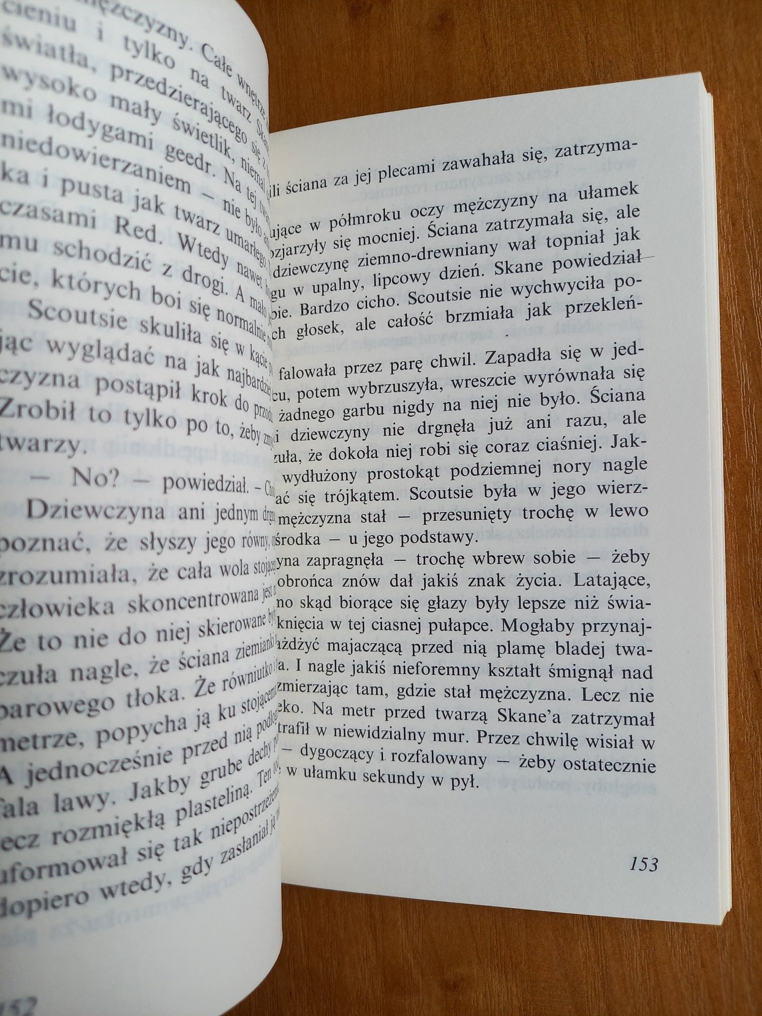 Geograwia nowych dni - SciFi / Fantasy - A. Krzepkowski, R.J. Sobańska