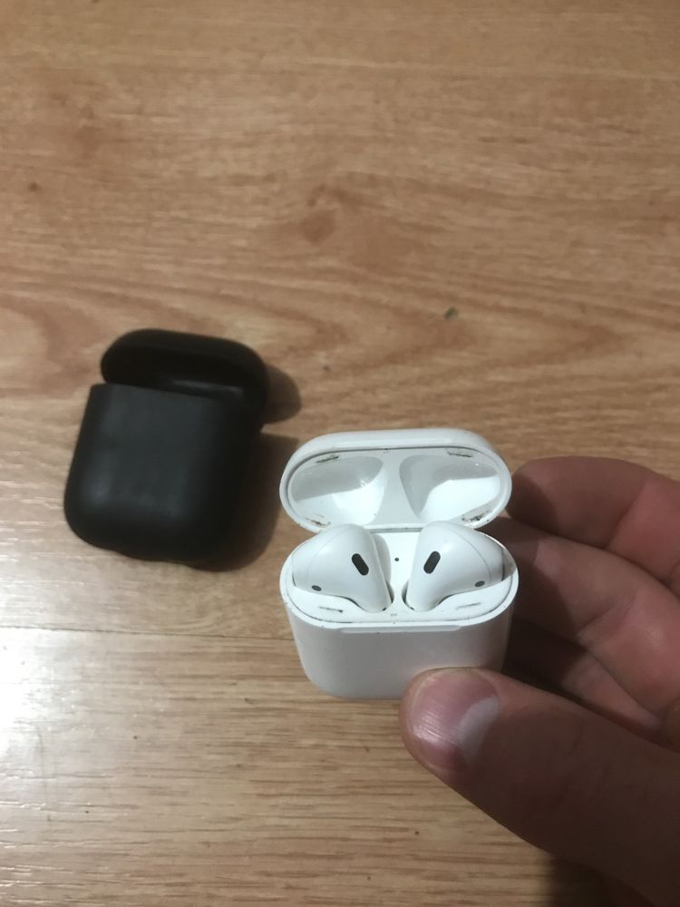 Air pods 2 оригінал