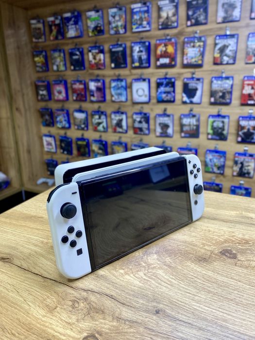 Nintendo switch Oled —PlayStore—