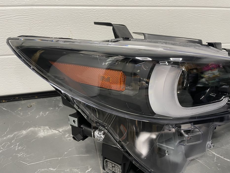 Фари Mazda CX-5 Full Led AFS  2022 2023 2024