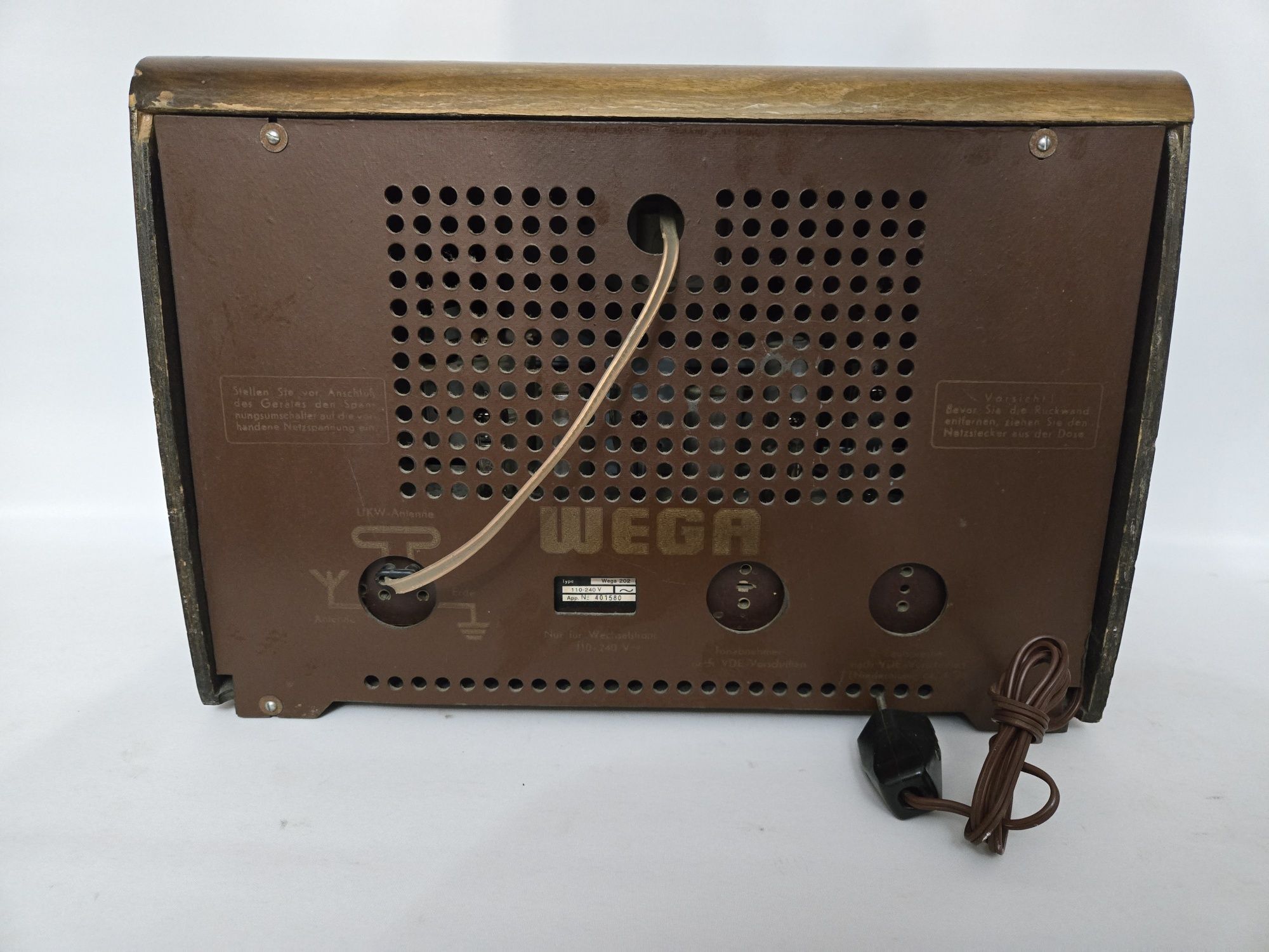 Rádio antigo reparado Wega